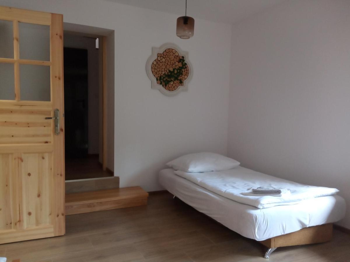 Villa Dom W Gorach Przy Szlaku Bystra  Esterno foto